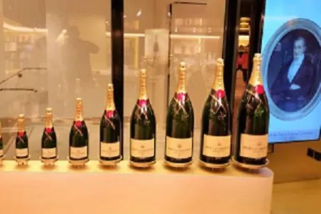 Le Louis Pasteur 4 Premium Epernay